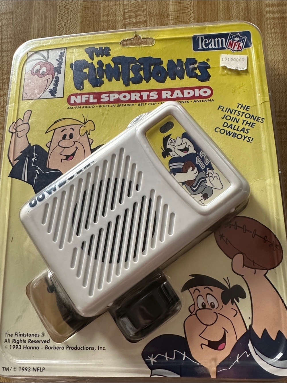 (Vintage) unopened “The Flintstones NFL Sports Portable AM/FM Radio - White”